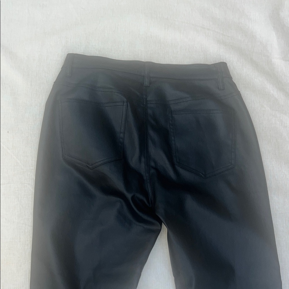 VENUS Black Cropped Faux Leather Pants - Picture 6 of 8